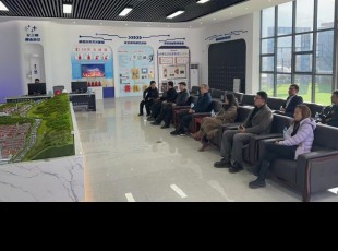 �й�����ҵ���ƽ��᳣�񸱻᳤�Ÿ���һ�й��������ۺ�����԰�������